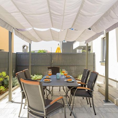 New, Private Heated Swimming Pool, Free Parking, Trogir Centar Daire Dış mekan fotoğraf