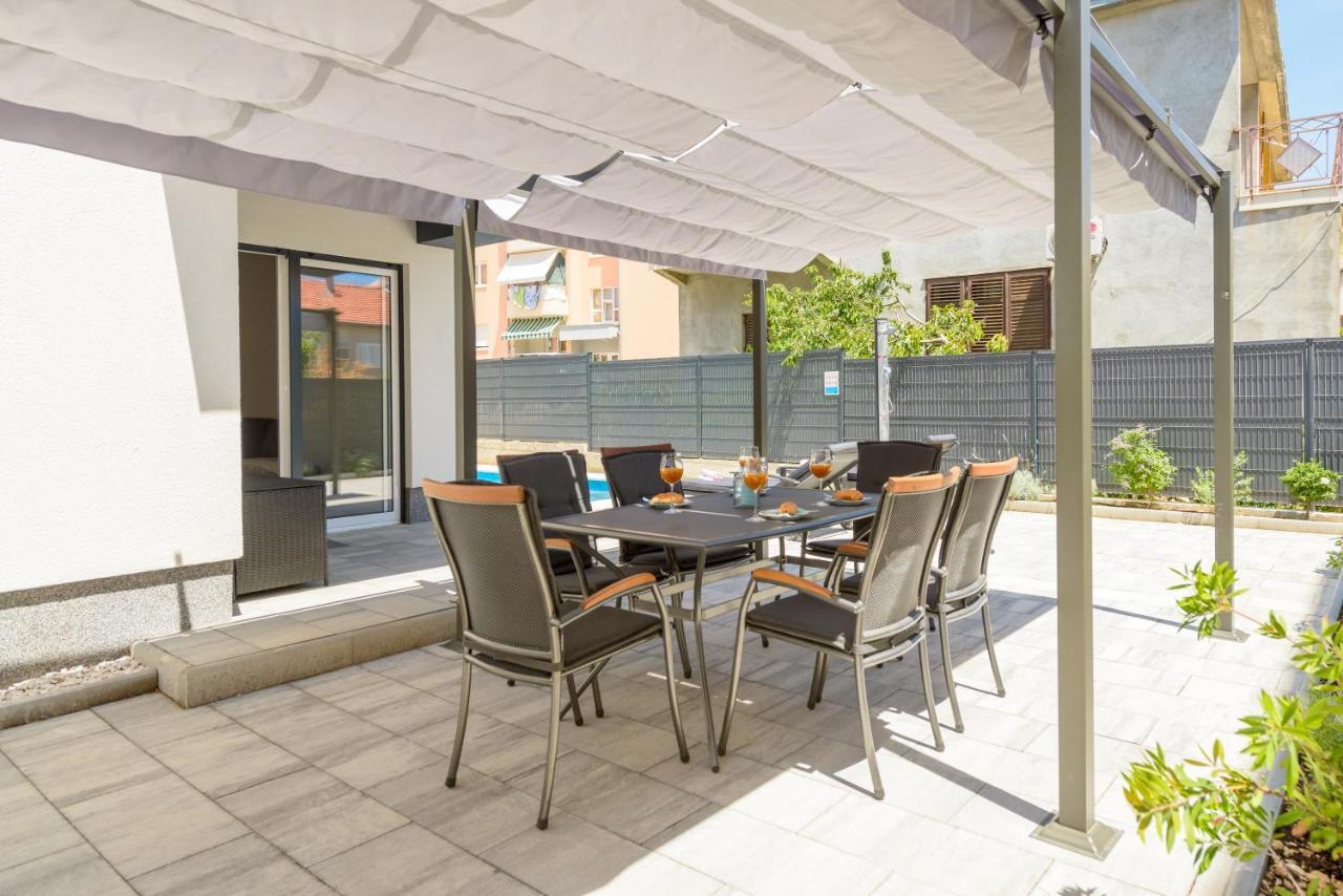 New, Private Heated Swimming Pool, Free Parking, Trogir Centar Daire Dış mekan fotoğraf