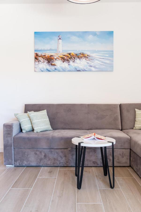 New, Private Heated Swimming Pool, Free Parking, Trogir Centar Daire Dış mekan fotoğraf